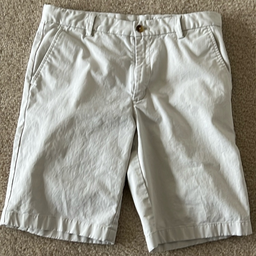 Boys vineyard, vines, khaki shorts. Size 14